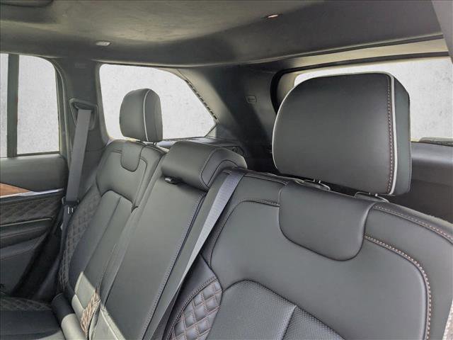 Certified 2022 Jeep Grand Cherokee Summit image 17