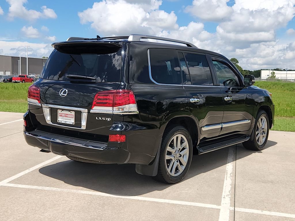 Used 2014 Lexus LX 570 4WD w/ Luxury Package image 5