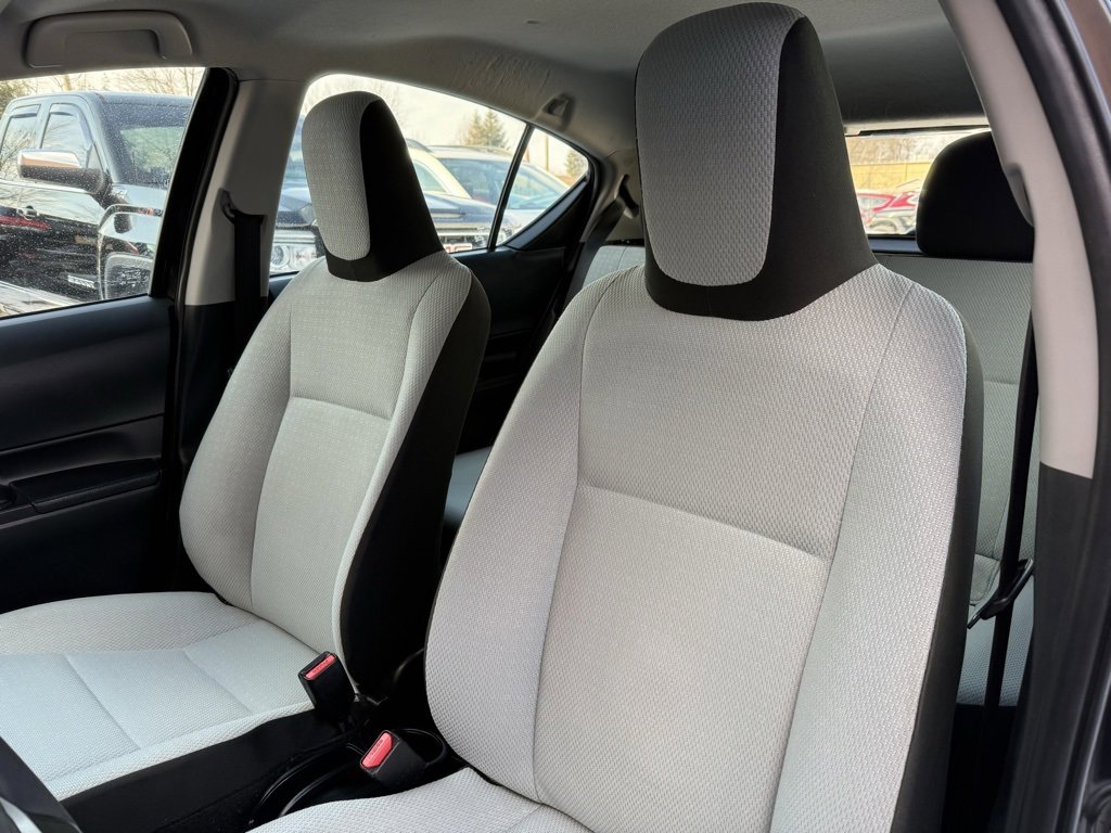 Used 2018 Toyota Prius C One image 10