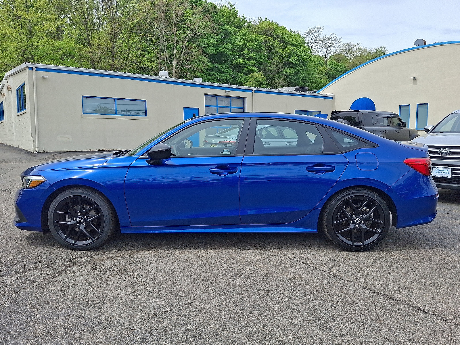 Used 2023 Honda Civic Sport image 10