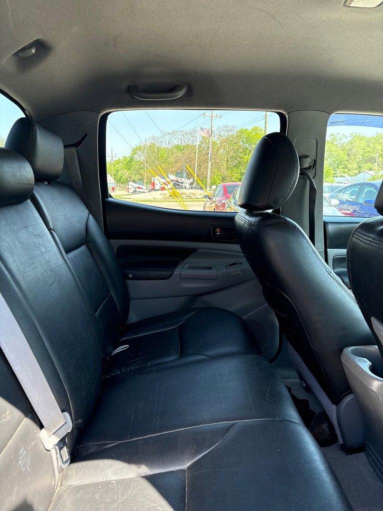 Used 2010 Toyota Tacoma 4x4 Double Cab image 11