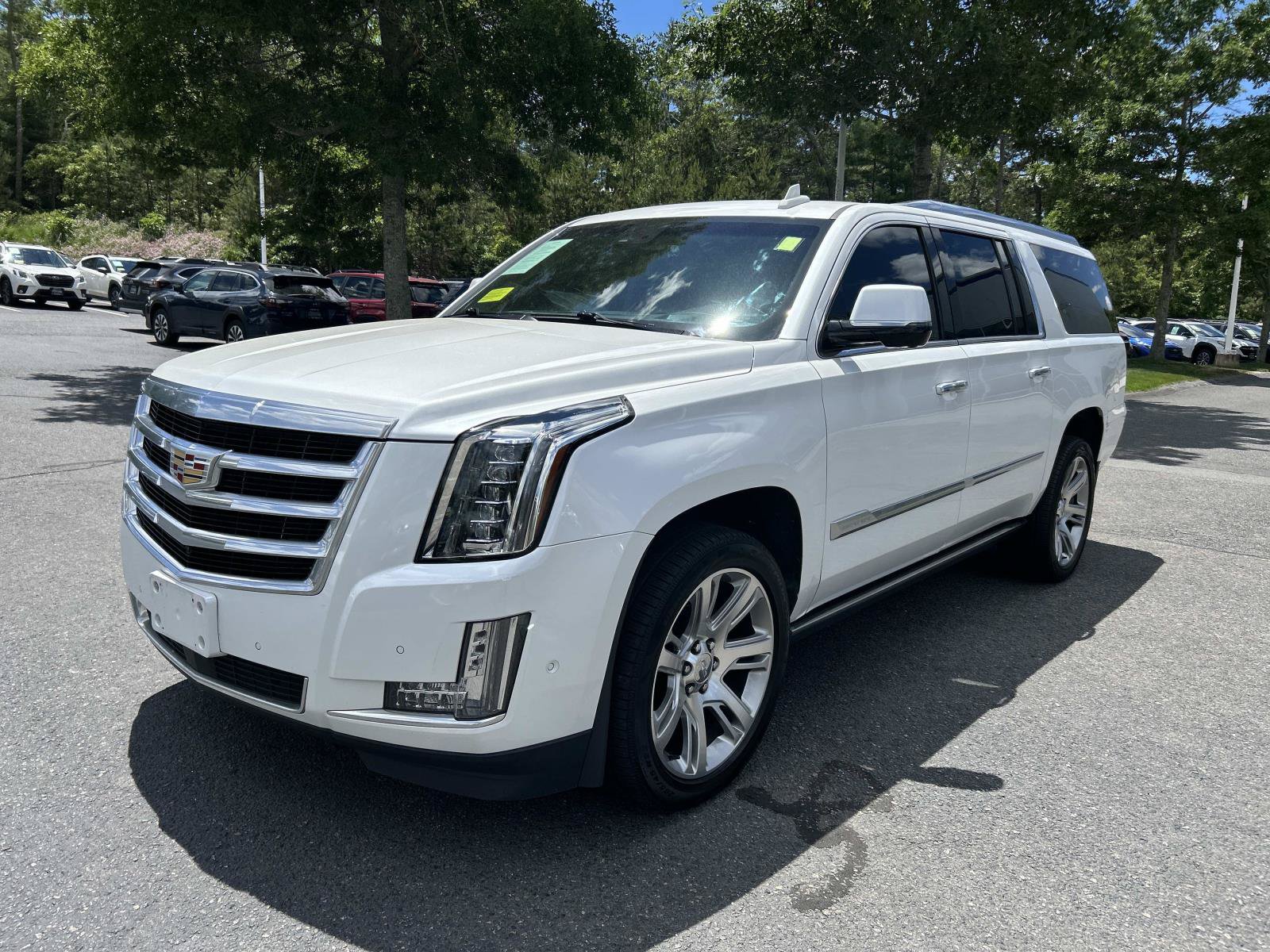 Used 2018 Cadillac Escalade ESV Premium Luxury AWD/4WD image 7