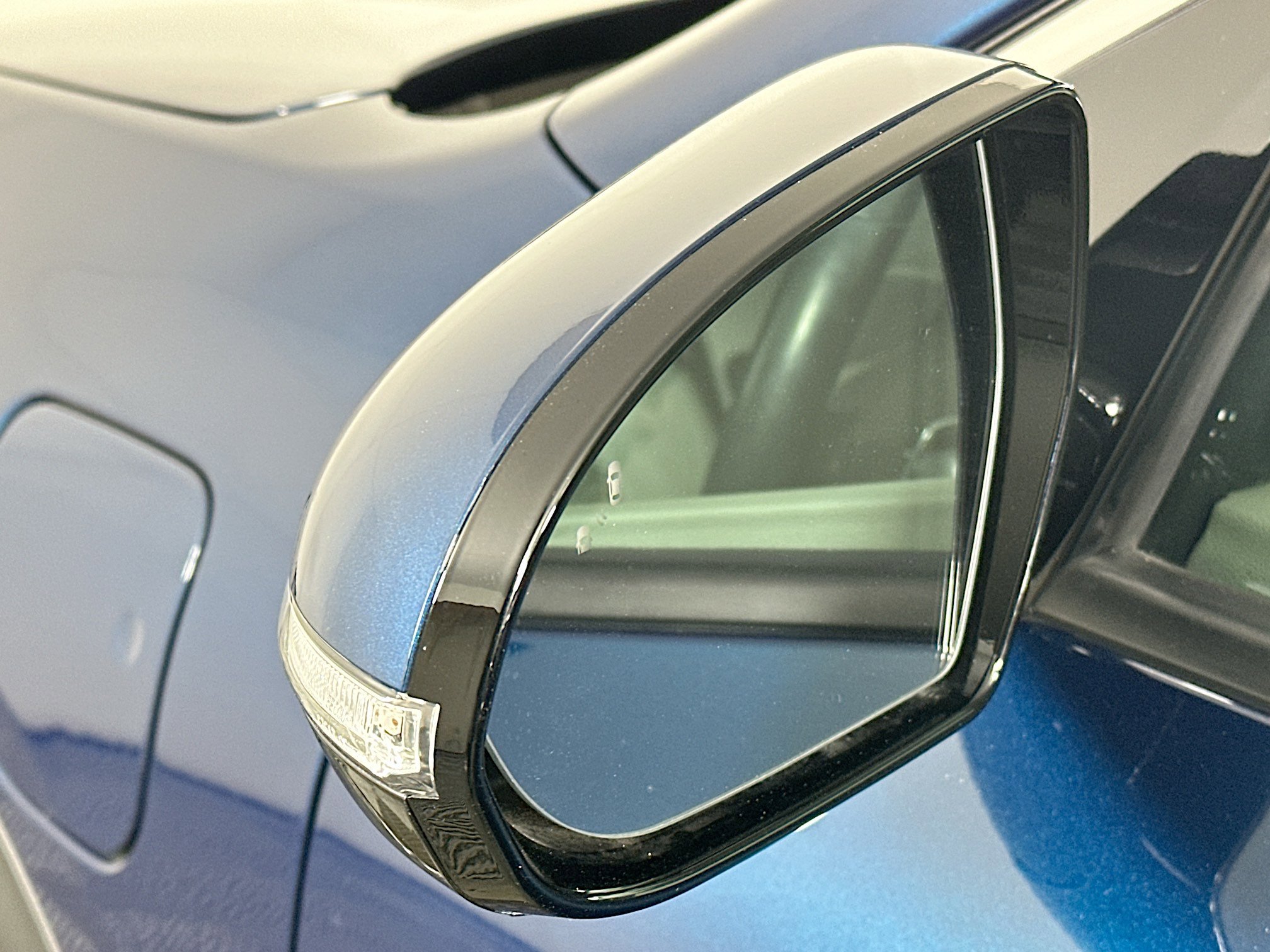 Used 2021 Kia Niro EX Premium image 16