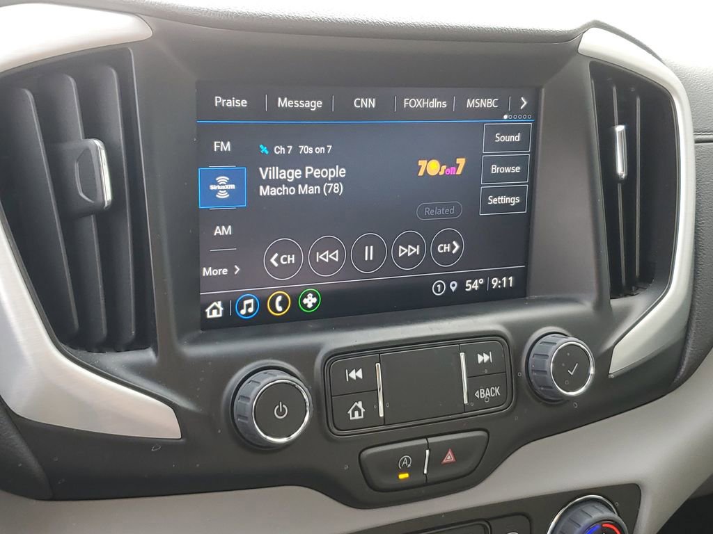 Used 2024 GMC Terrain SLT image 23