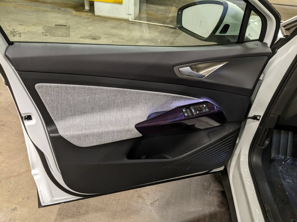 New 2026 Volkswagen ID.4 Pro RWD image 9