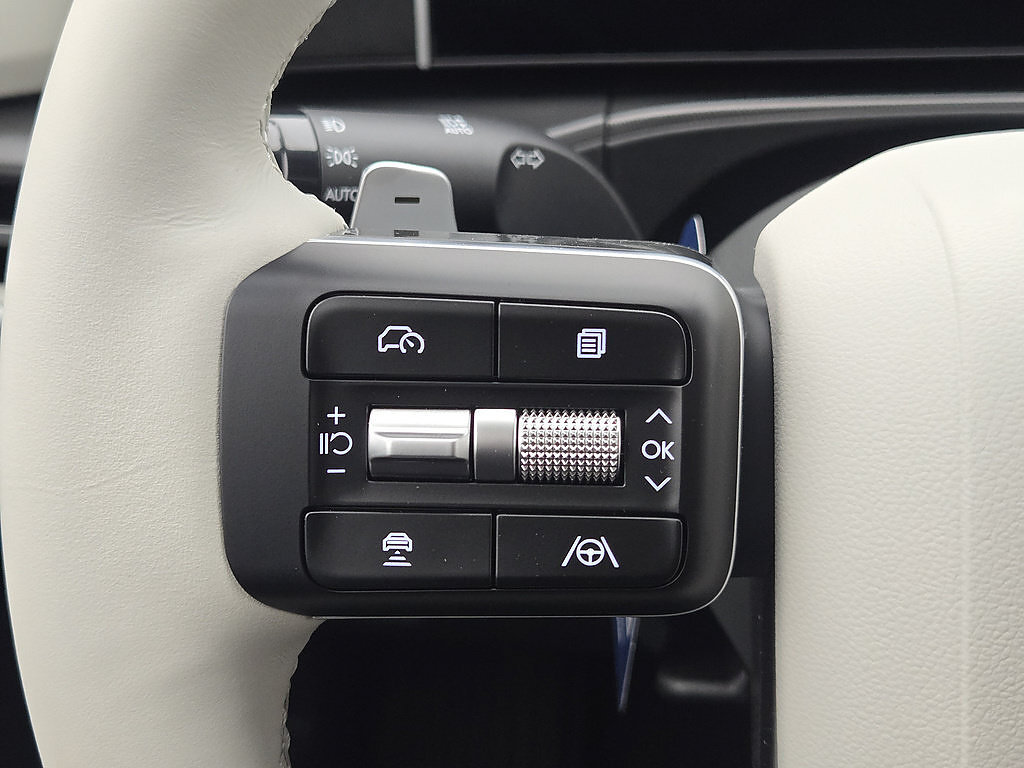 New 2026 Hyundai Santa Fe SE FWD image 28