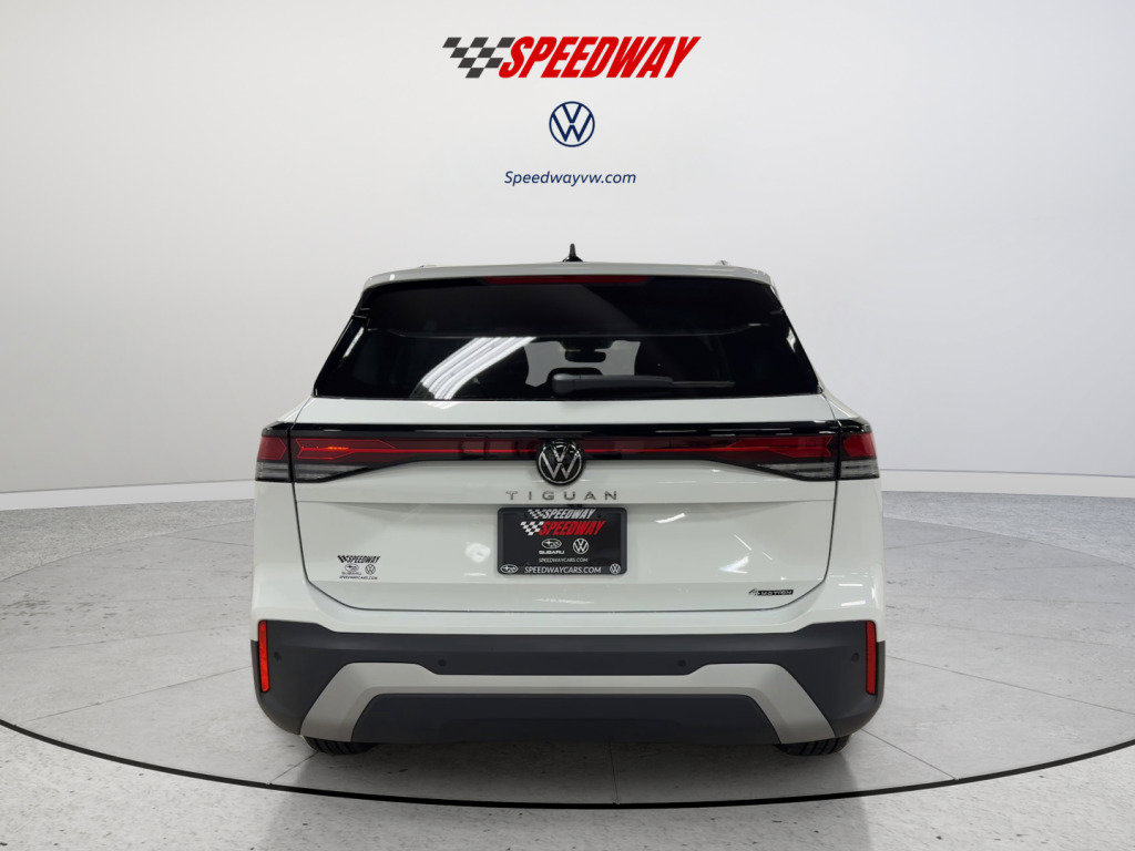 New 2026 Volkswagen Tiguan S AWD/4WD image 9