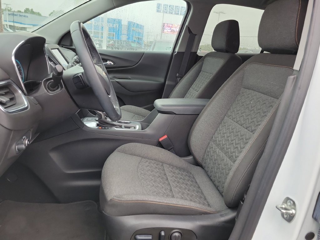 Used 2024 Chevrolet Equinox LT FWD image 21