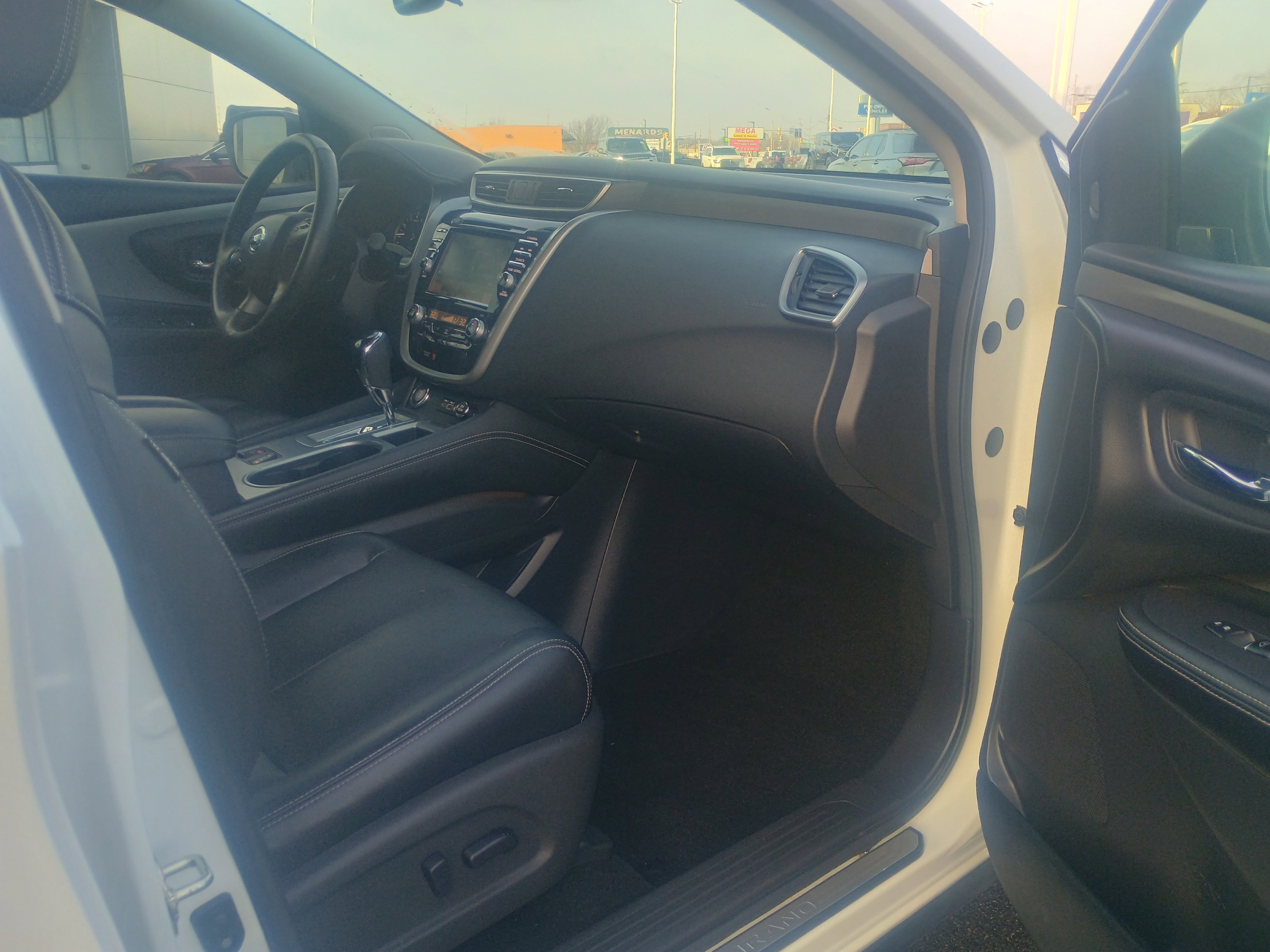 Used 2020 Nissan Murano SL image 16