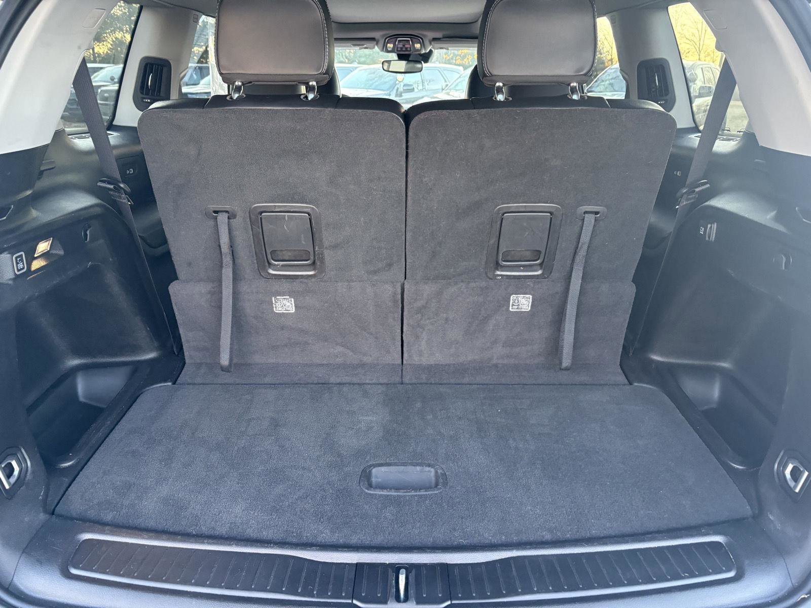 Used 2023 Jeep Grand Cherokee L Limited image 31