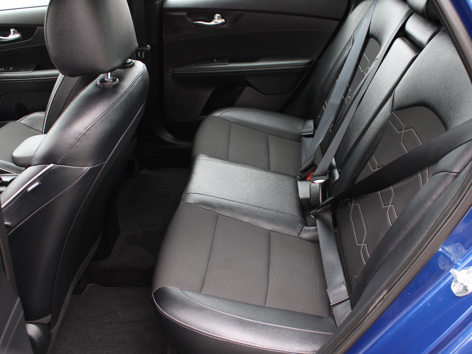 Used 2024 Kia Forte GT-Line w/ GT-Line Premium Package FWD image 16