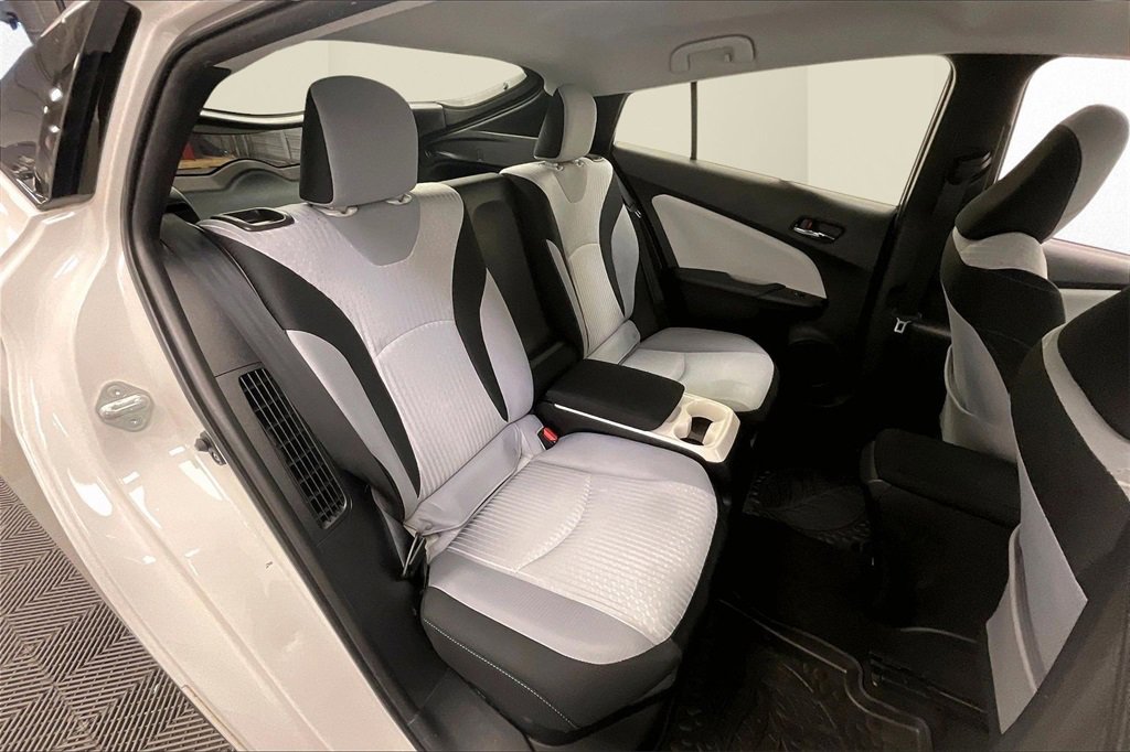 Used 2017 Toyota Prius Prime Plus image 16