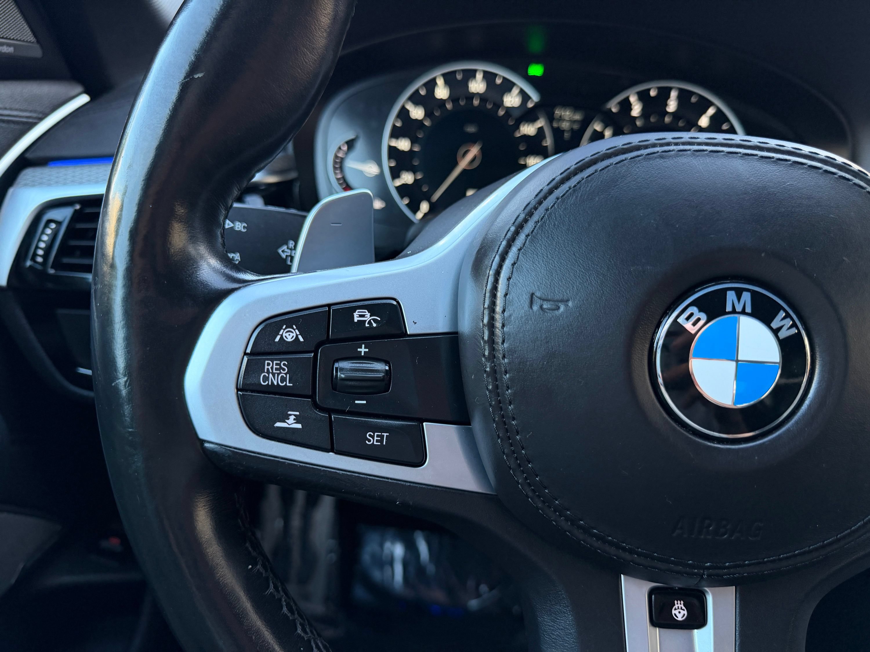 Used 2019 BMW M550i xDrive AWD/4WD image 34