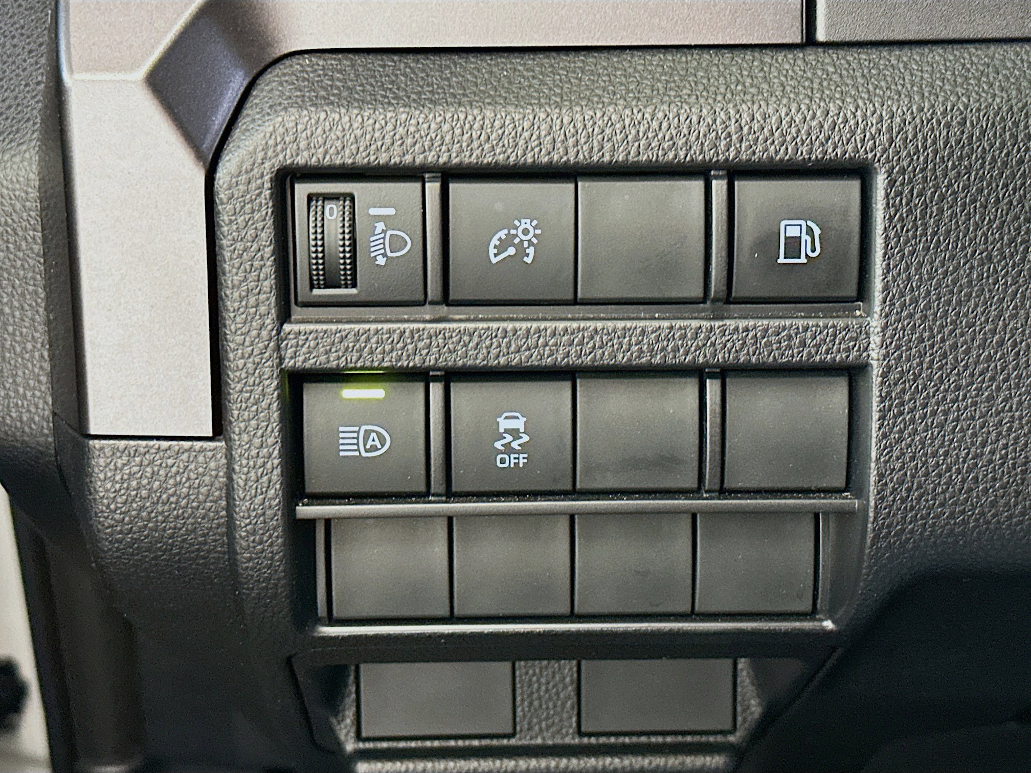 Used 2025 Toyota 4Runner SR5 image 17