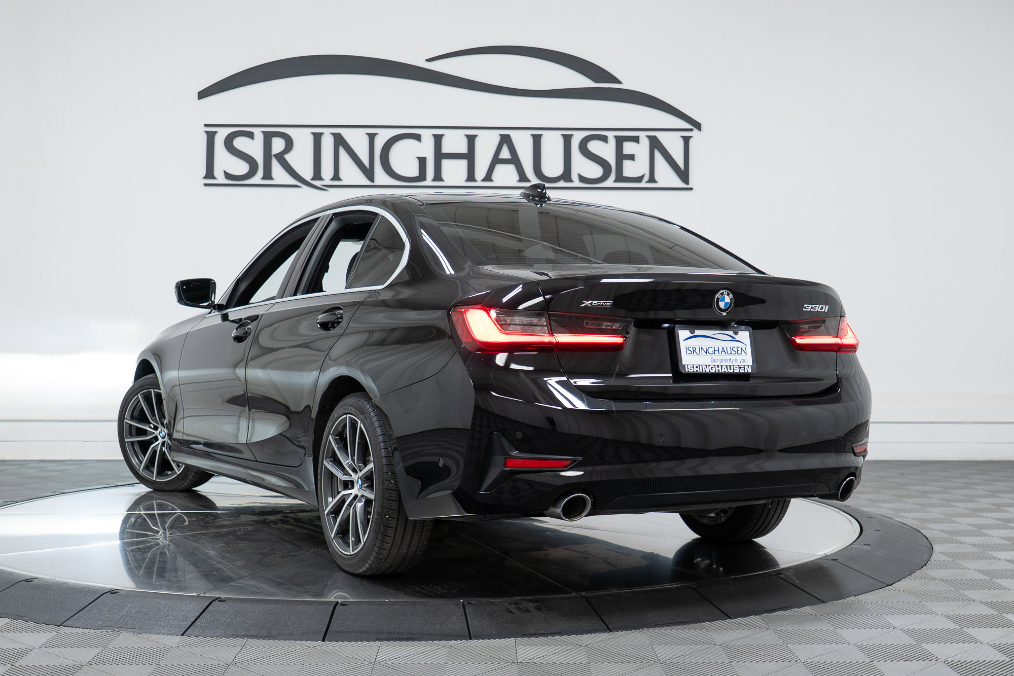 Used 2019 BMW 330i xDrive Sedan w/ Premium Package image 28