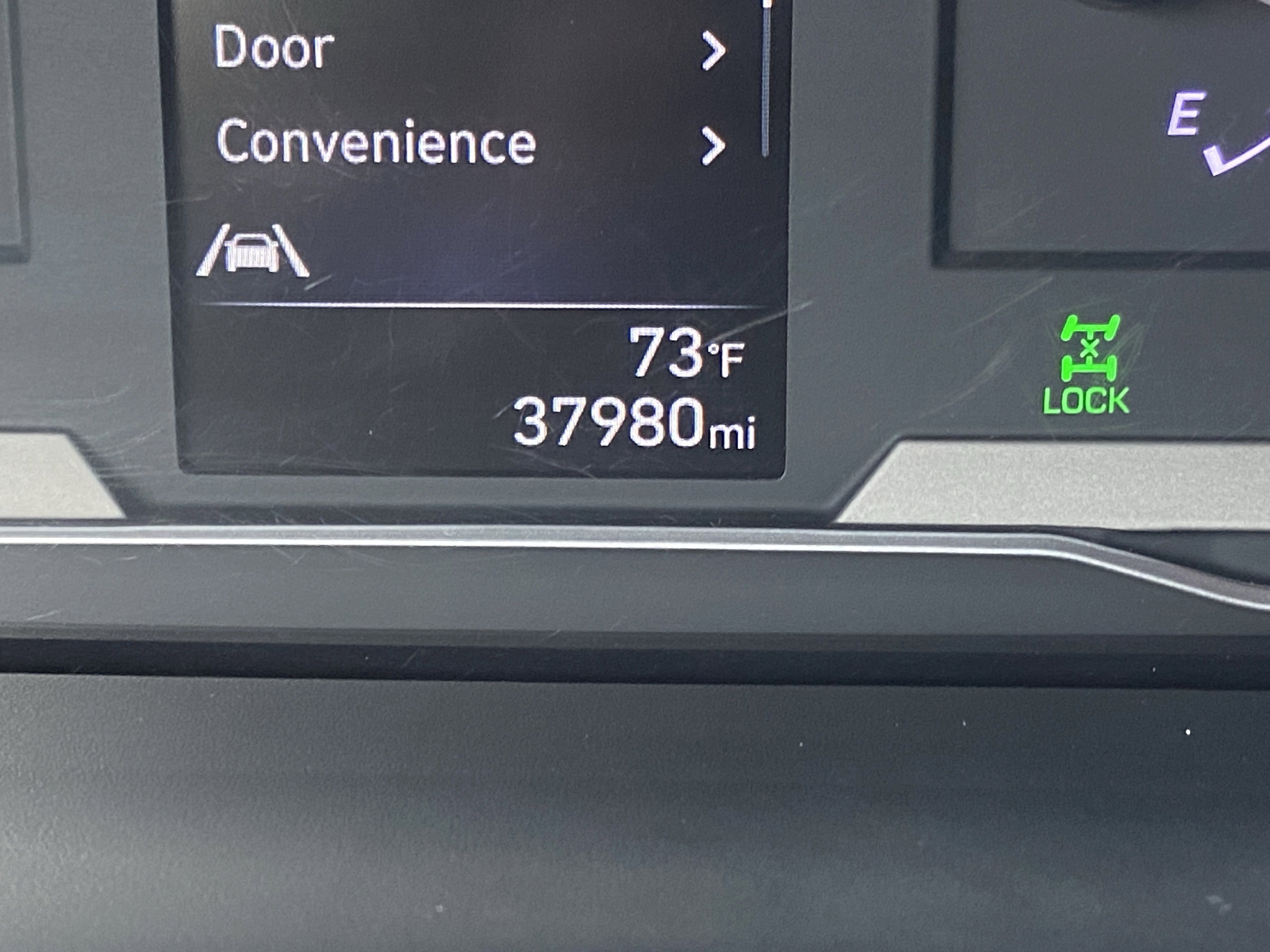 Used 2023 Hyundai Santa Cruz SE image 27