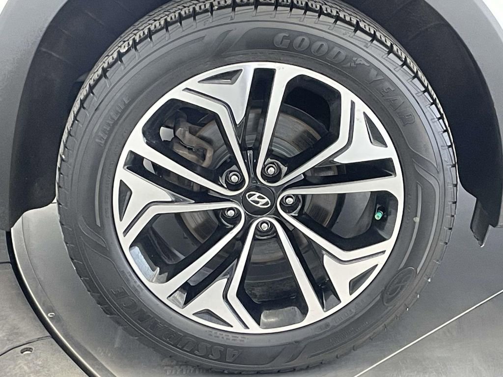 Used 2019 Hyundai Santa Fe AWD image 13