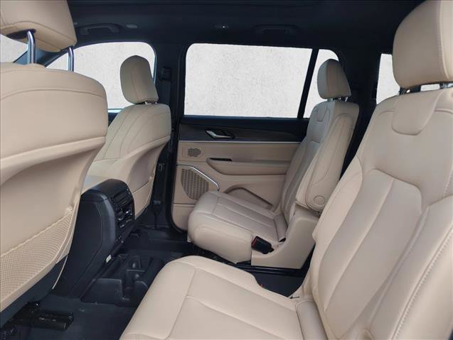 New 2026 Jeep Grand Cherokee L Limited w/ Limited Altitude Package image 13