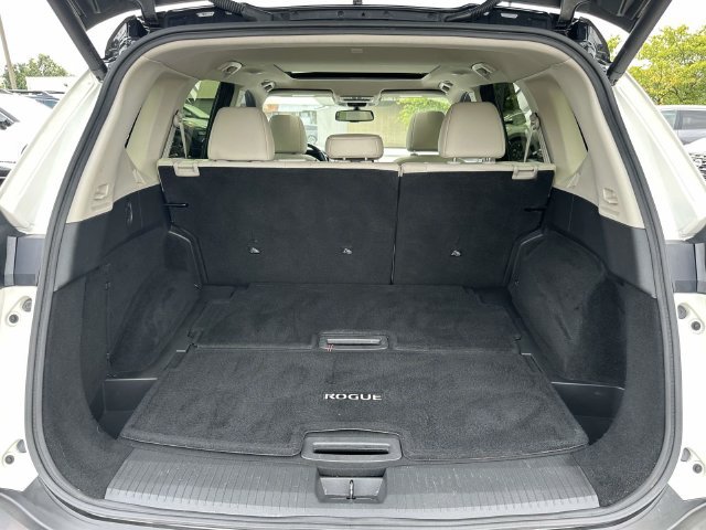 Used 2023 Nissan Rogue SL AWD/4WD image 13
