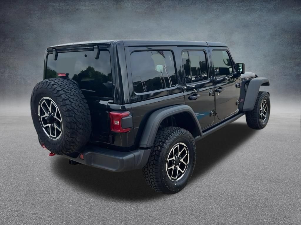 Used 2025 Jeep Wrangler Unlimited Rubicon AWD/4WD image 6