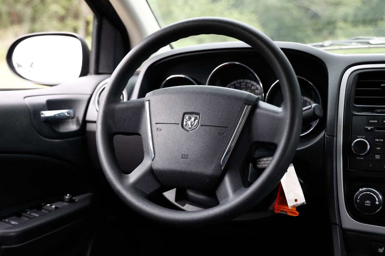 Used 2011 Dodge Caliber Heat w/ Security Group FWD image 25