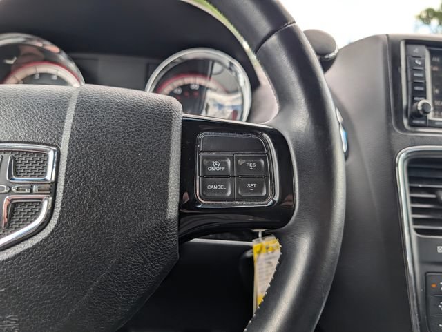 Used 2017 Dodge Grand Caravan SE FWD image 18