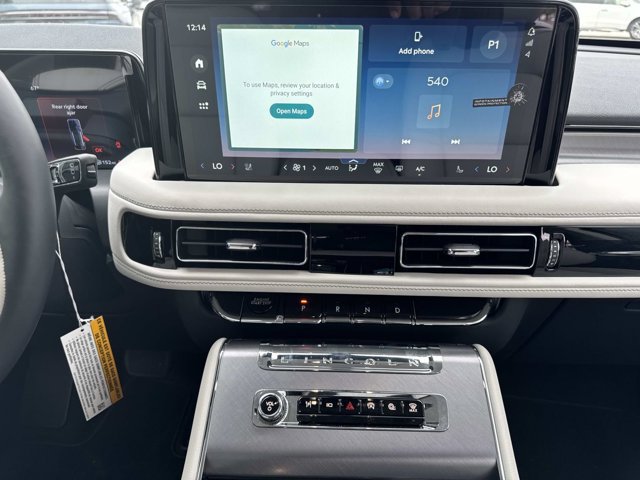 New 2026 Lincoln Aviator 2WD w/ Jet Appearance Package image 31