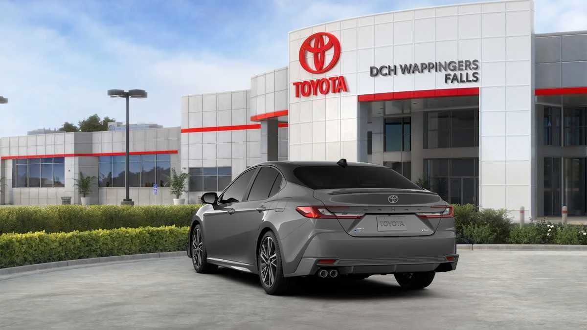 New 2026 Toyota Camry XSE AWD/4WD image 9
