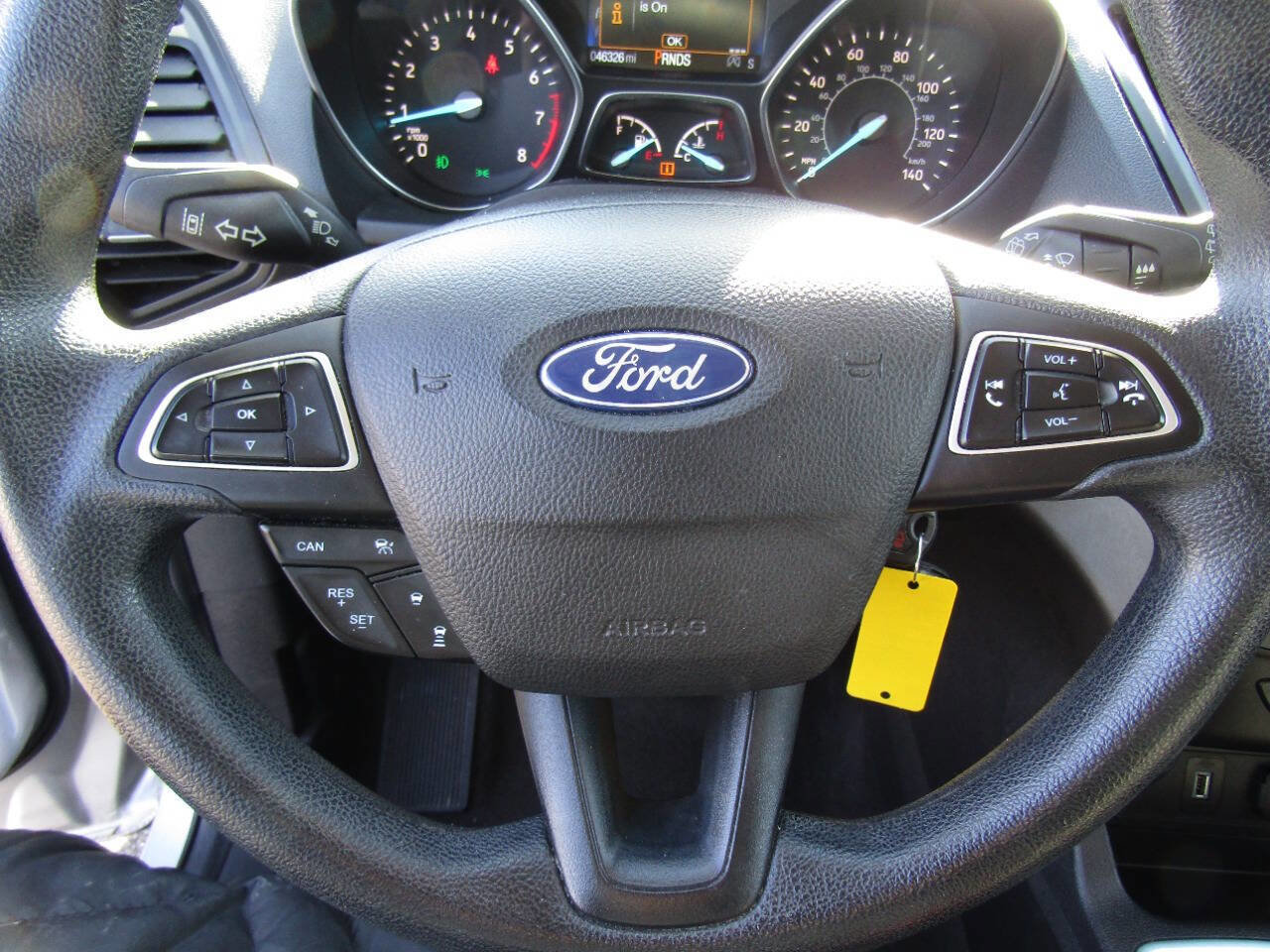 Used 2018 Ford Escape SE w/ Ford Safe & Smart Package AWD/4WD image 19