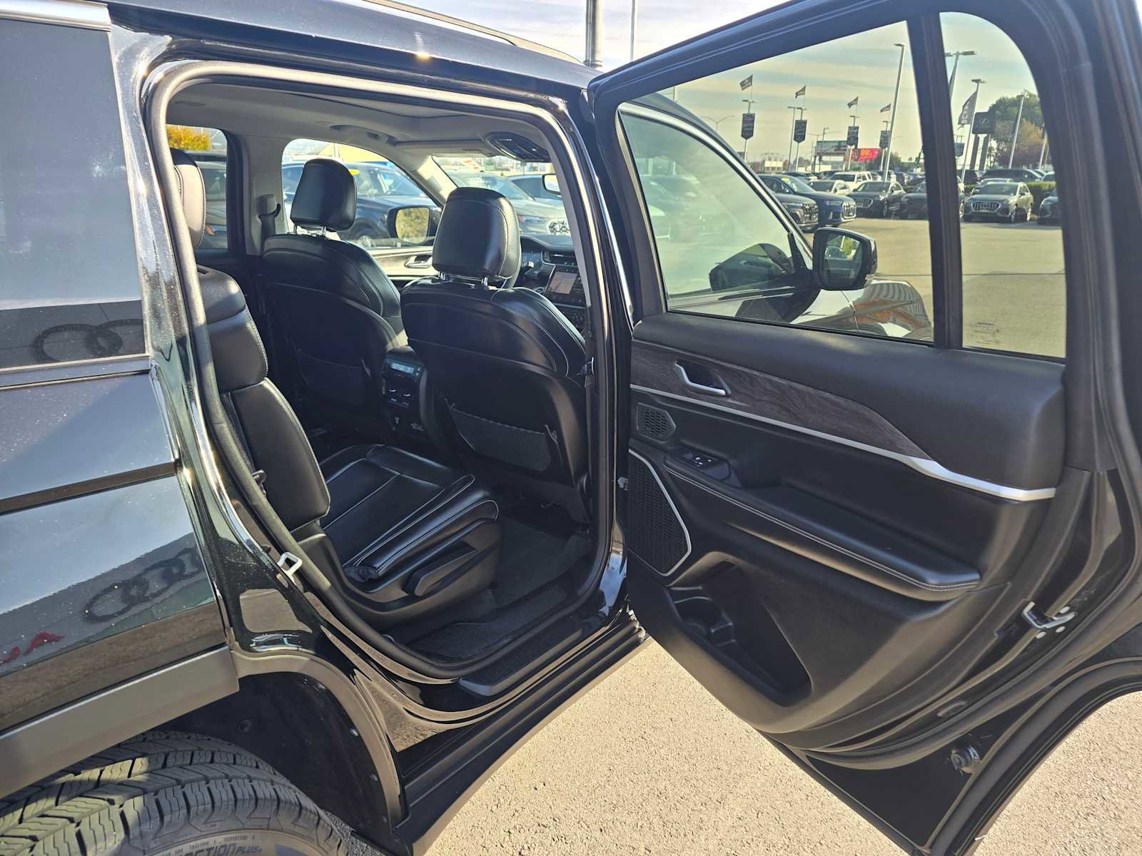 Used 2021 Jeep Grand Cherokee L Limited image 14