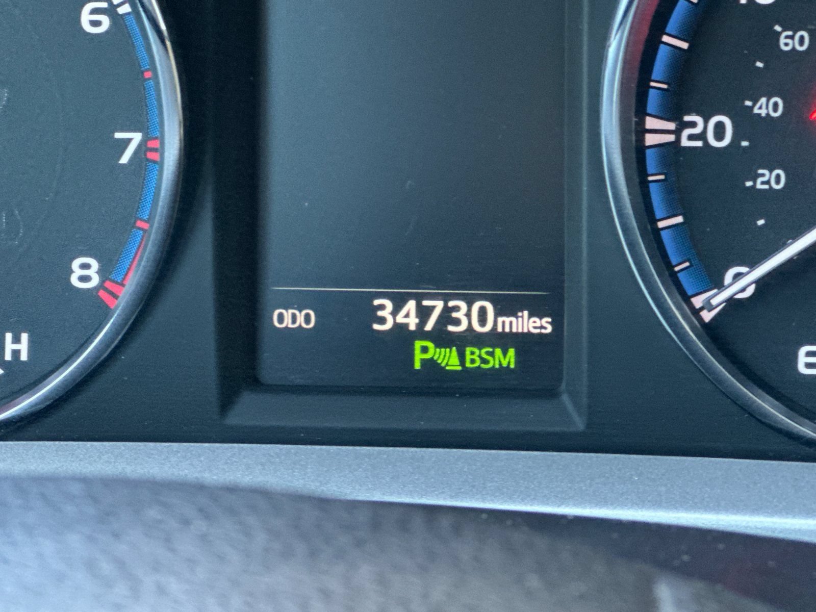 Used 2016 Toyota RAV4 Limited w/ Advanced Technology Package FWD image 28