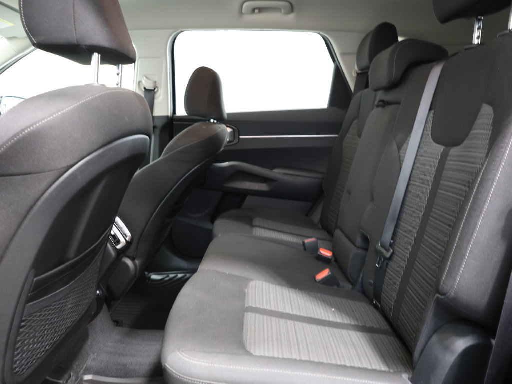 Used 2022 Kia Sorento LX FWD image 25