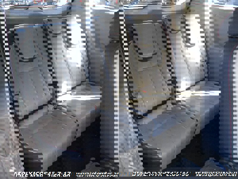 Used 2016 Kia Sedona LX w/ LX Essentials Premium Package image 16