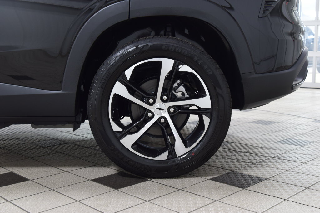New 2026 Chevrolet Trax RS w/ Sunroof Package FWD image 26