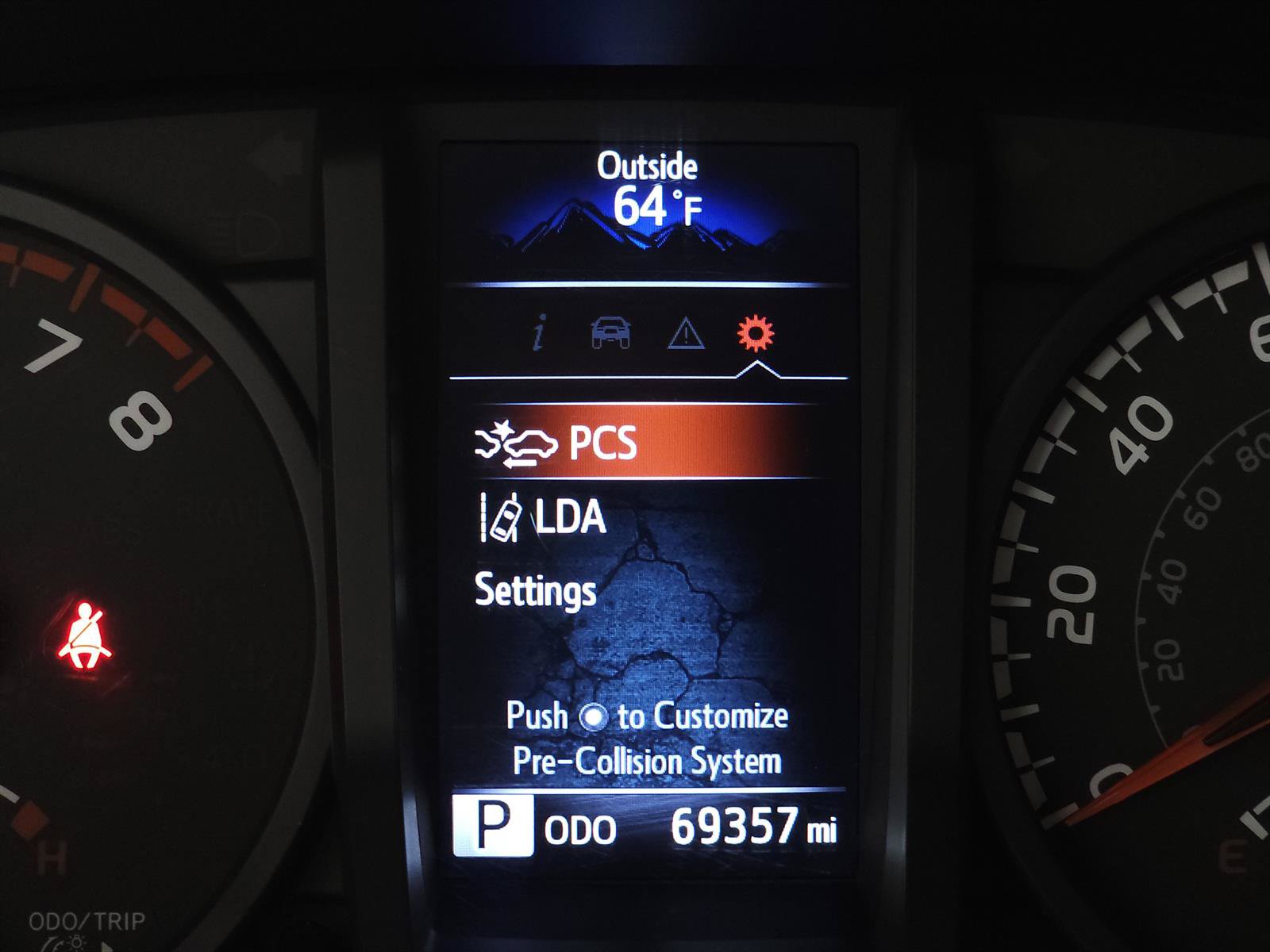 Used 2022 Toyota Tacoma SR AWD/4WD image 18