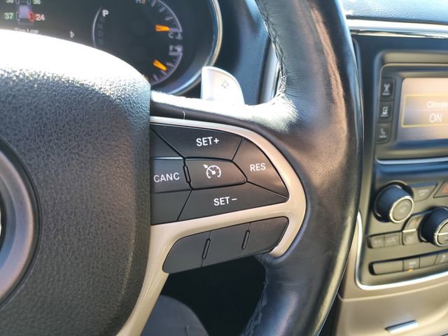 Used 2014 Jeep Grand Cherokee Laredo w/ Security & Convenience Group image 12