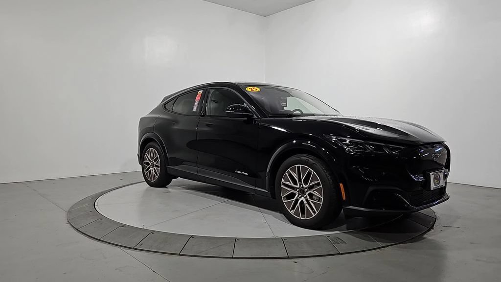 Used 2025 Ford Mustang Mach-E Premium w/ Interior Protection Package AWD/4WD image 8