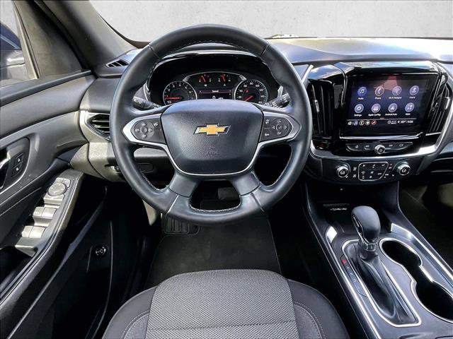 Used 2023 Chevrolet Traverse LT FWD image 7