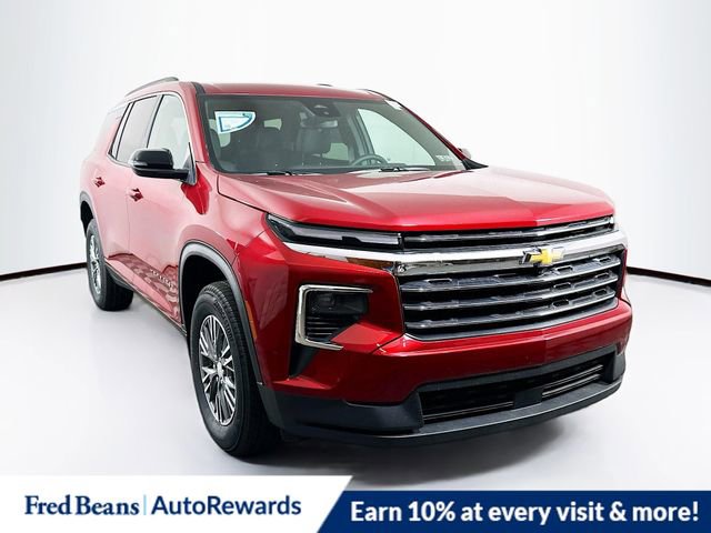 New 2025 Chevrolet Traverse LT w/ LPO, Floor Liner Package image 1