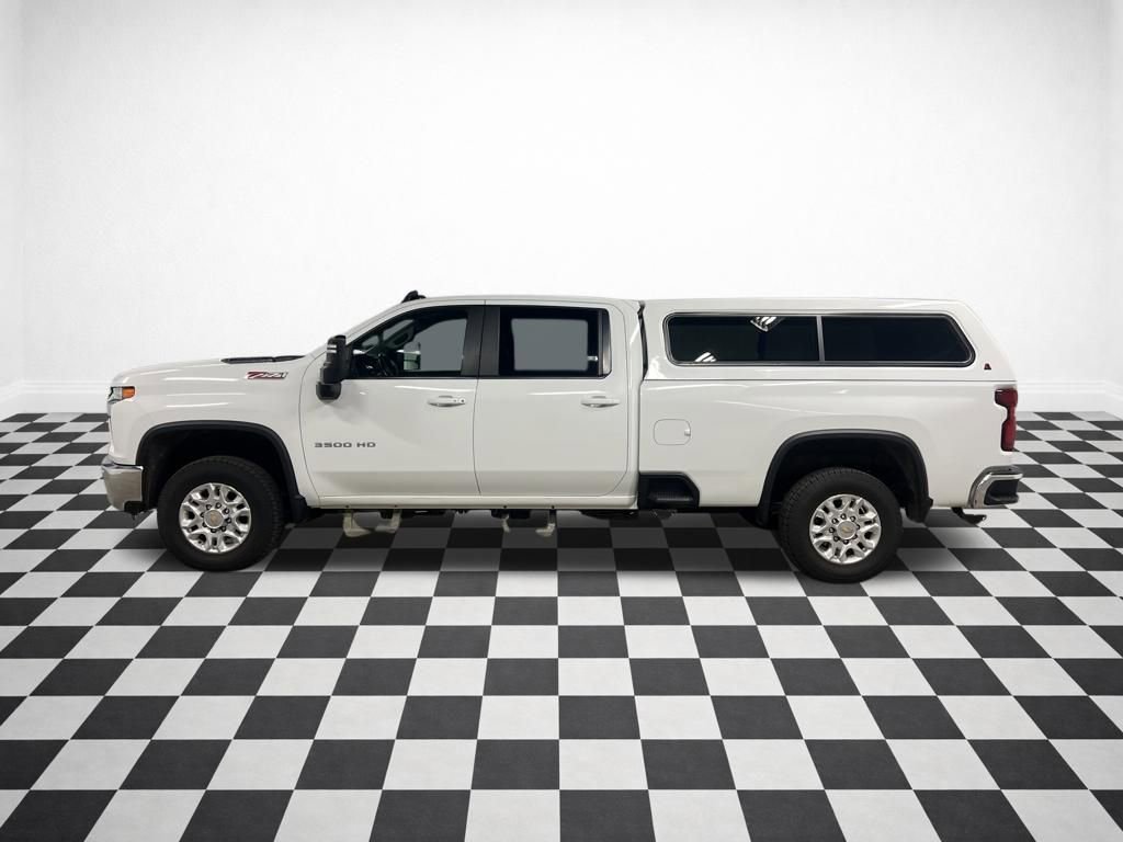 Used 2022 Chevrolet Silverado 3500 LT w/ Convenience Package image 5
