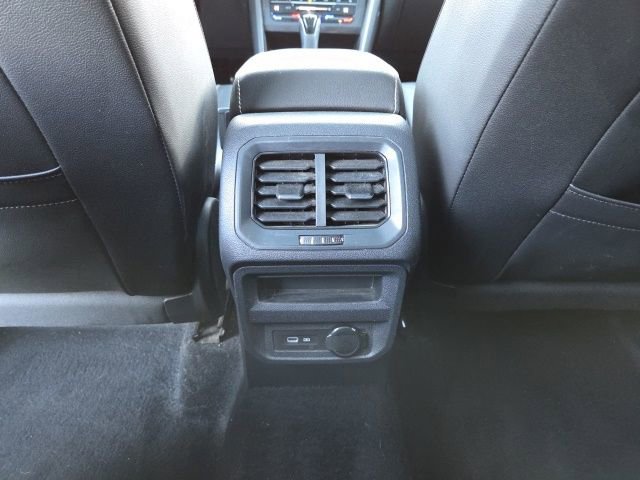 Used 2022 Volkswagen Tiguan SE image 23