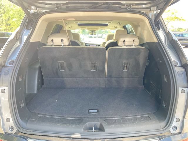 Used 2020 Buick Enclave Premium w/ Sun and Sites Package AWD/4WD image 27