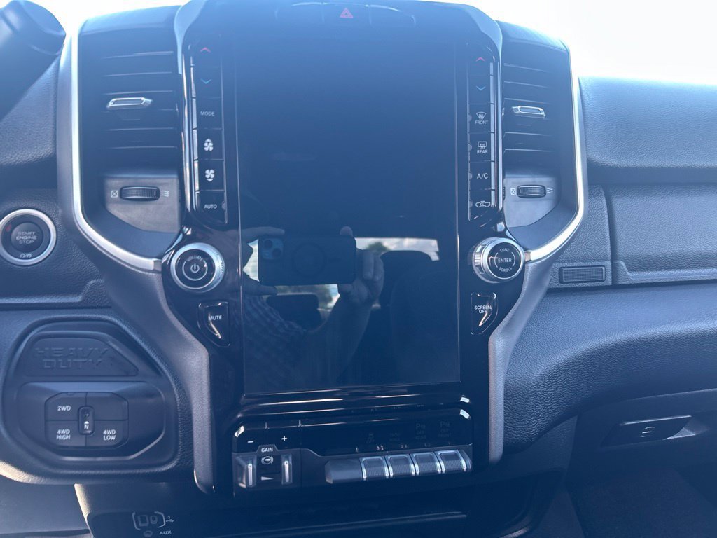 Used 2025 RAM 2500 Big Horn AWD/4WD image 14
