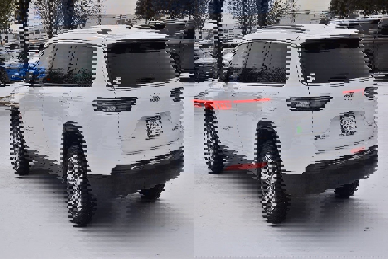 Used 2022 Jeep Grand Cherokee L Limited image 10