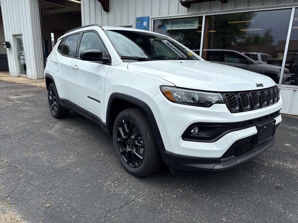 New 2025 Jeep Compass Latitude w/ Altitude Special Edition image 2