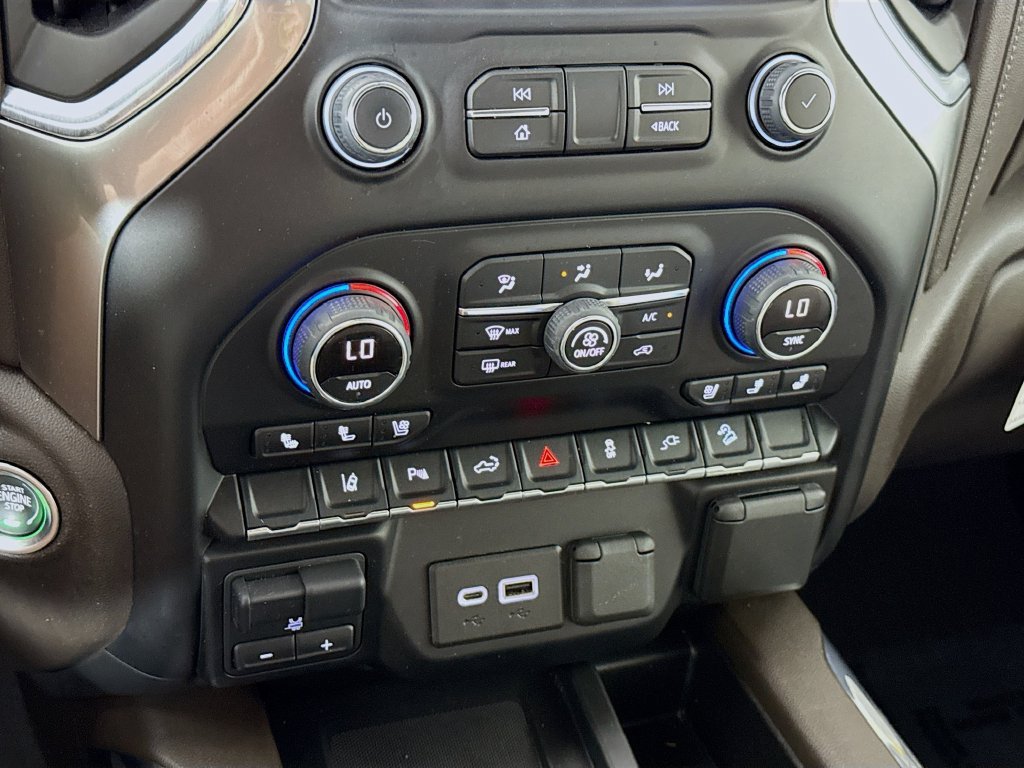 Used 2022 Chevrolet Silverado 2500 LTZ AWD/4WD image 8