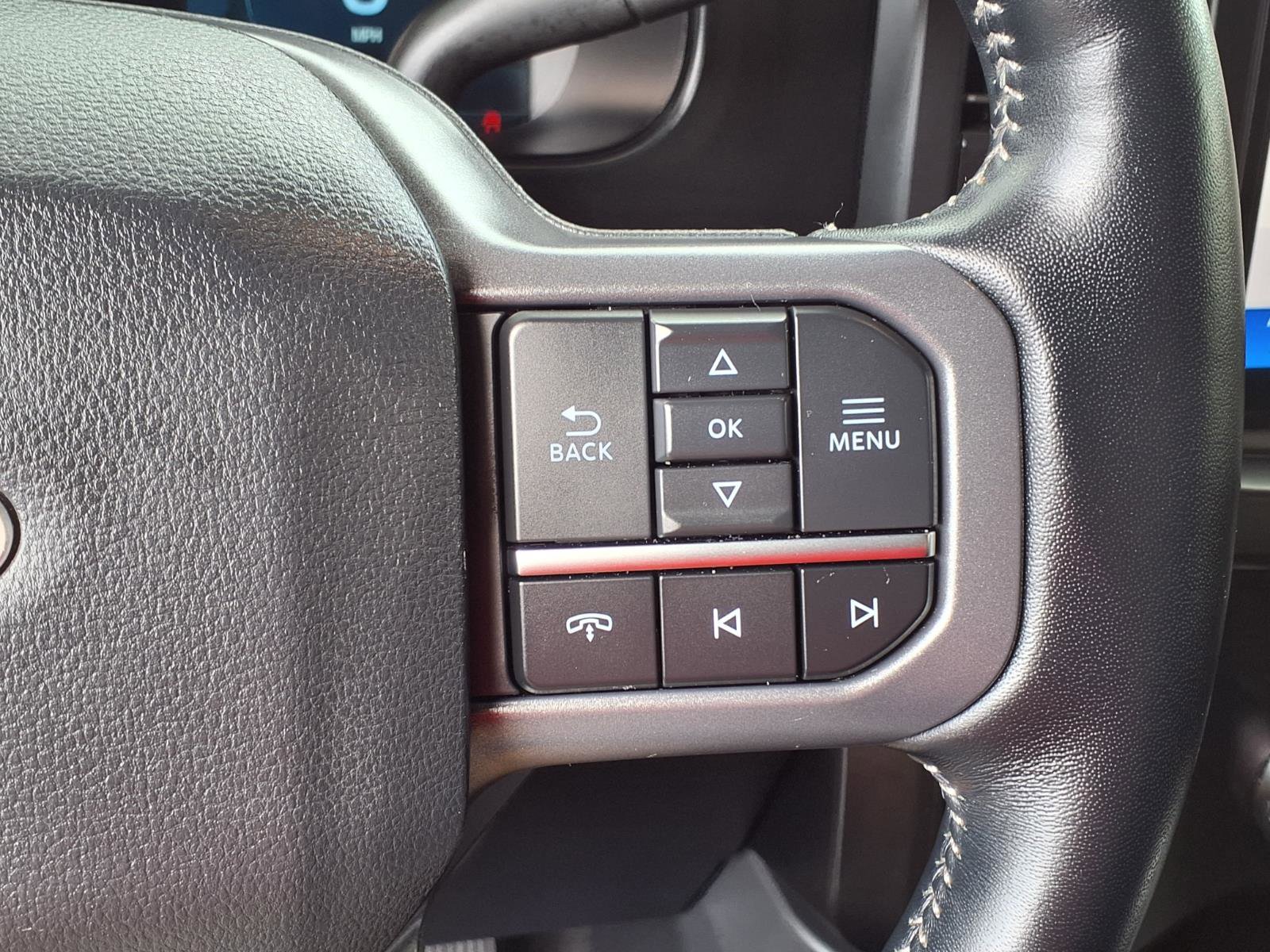 Used 2024 Ford F350 Lariat w/ Lariat Ultimate Package AWD/4WD image 26