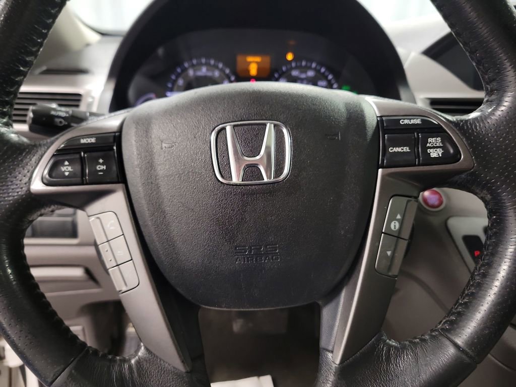 Used 2015 Honda Odyssey Touring Elite image 17