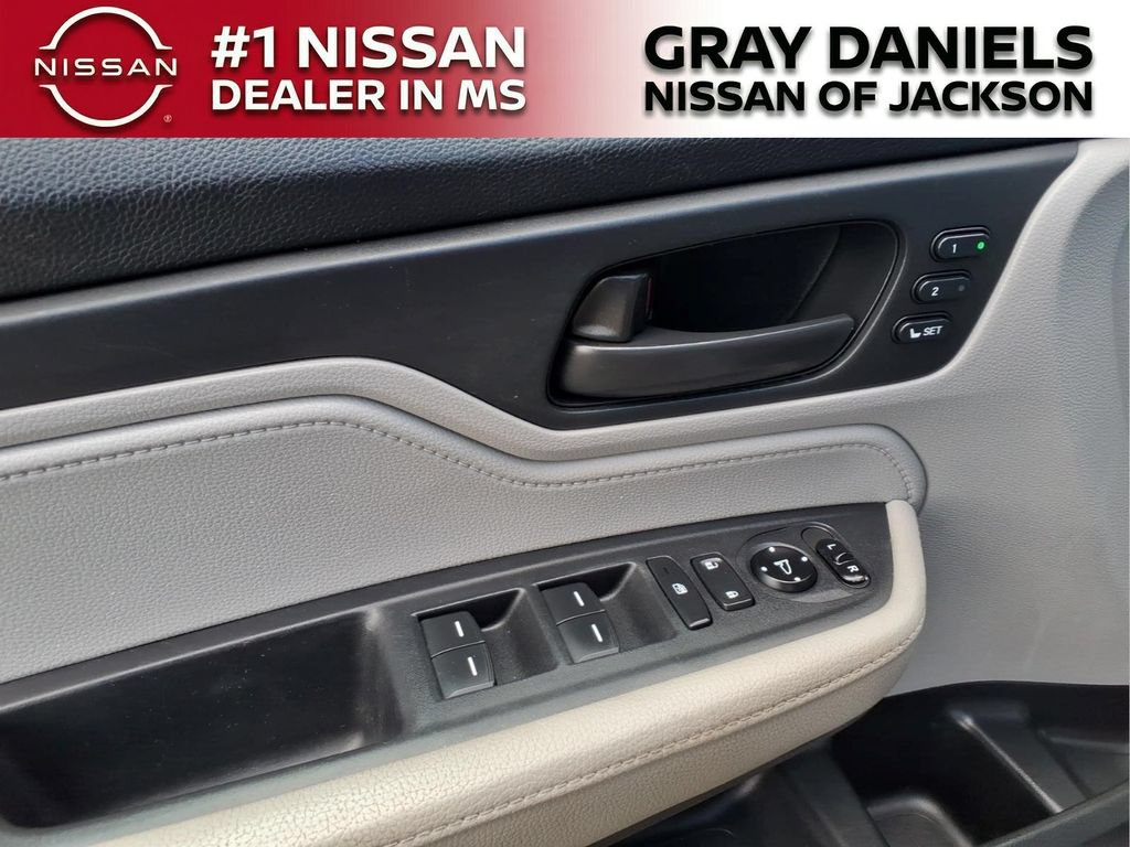 Used 2018 Honda Odyssey EX-L image 12
