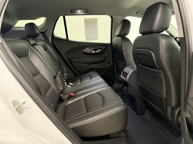 Used 2023 GMC Terrain SLT image 19